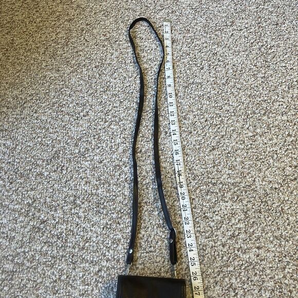 Travelon Small Crossbody Bag Black Leather Travel Pockets Adjustable Strap - Picture 14 of 14